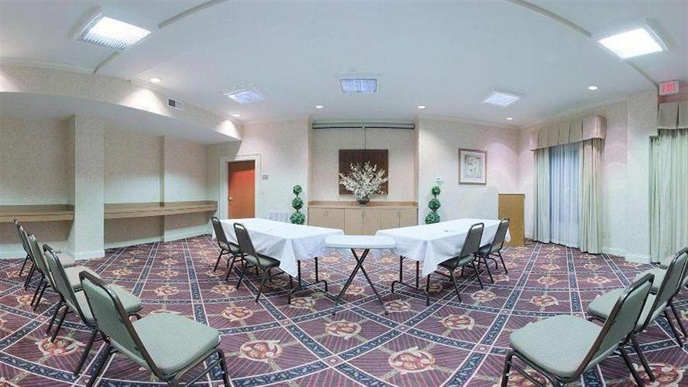 Baymont By Wyndham Bessemer Ngoại thất bức ảnh